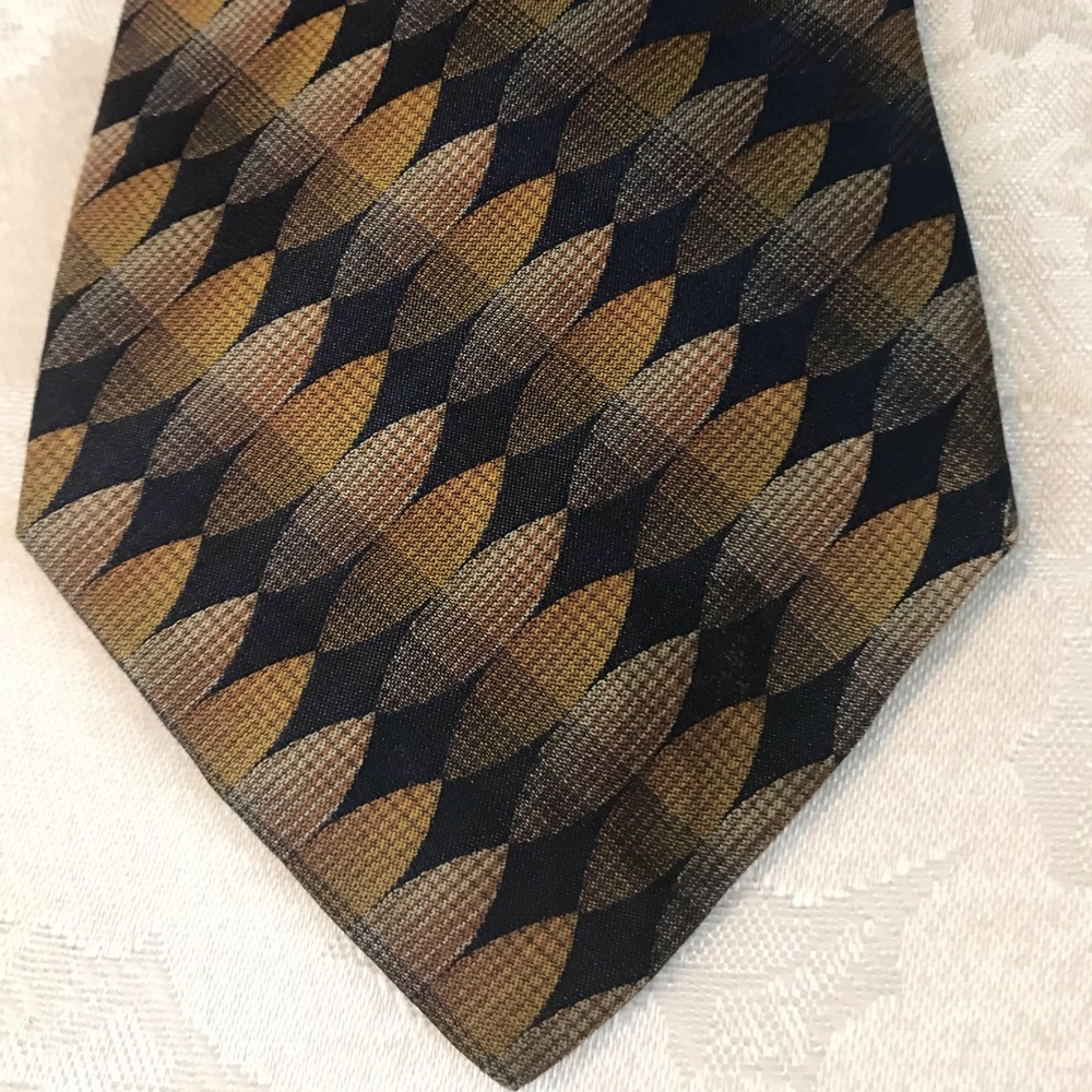 JOEY RICHI MADE IN ITALY SILK TIE NWOT